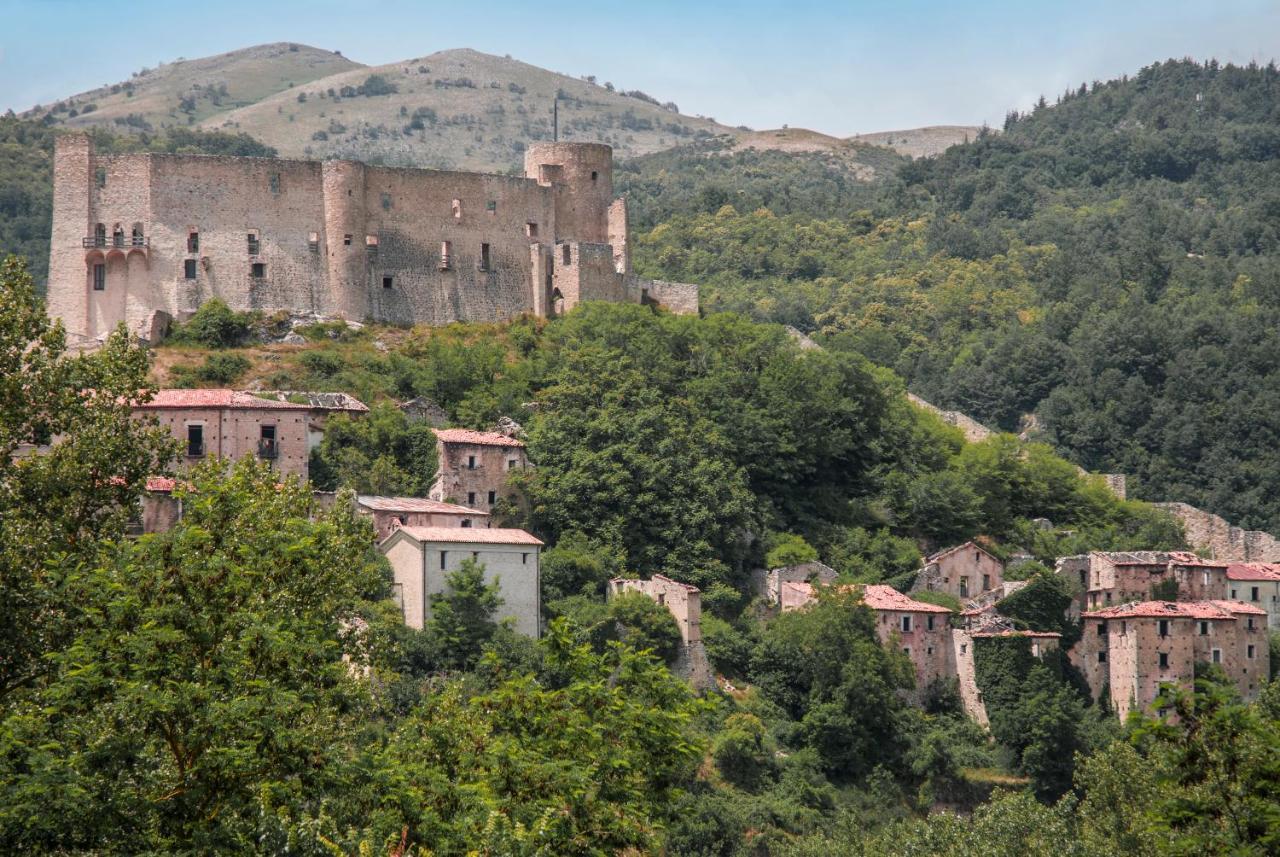B&B La Voce Del Fiume Dimora Storica Di Charme Brienza Exteriör bild