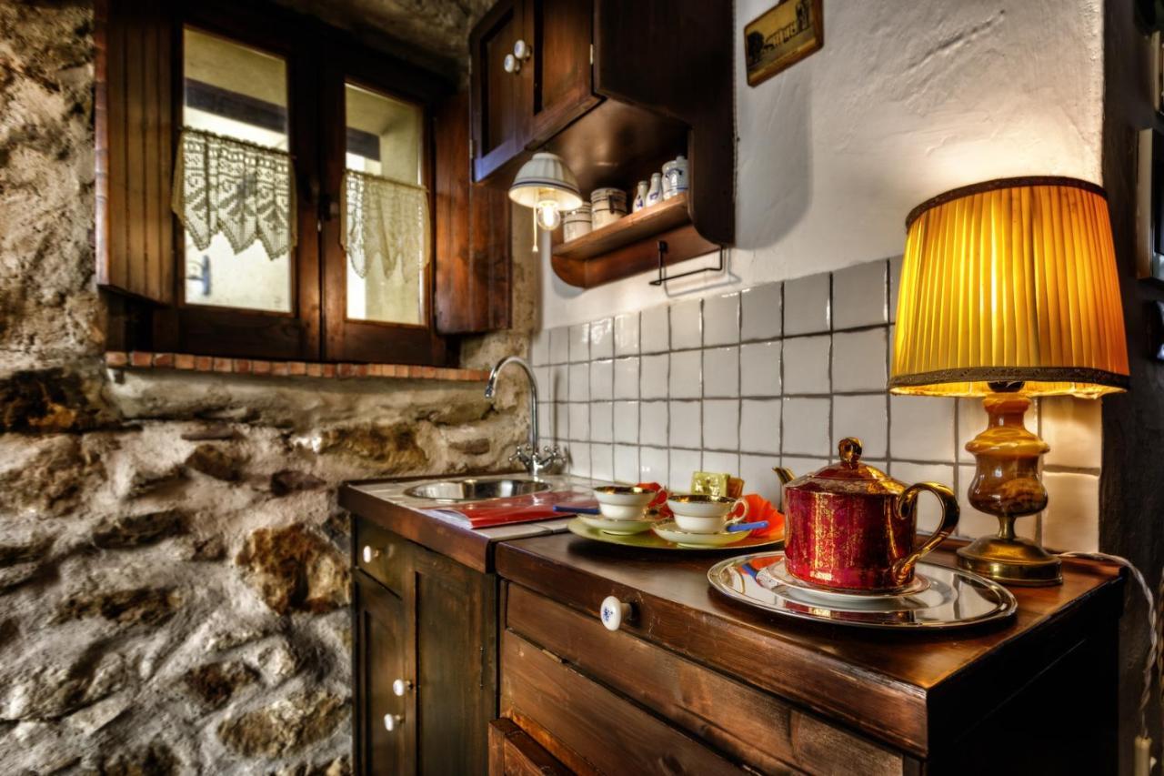 B&B La Voce Del Fiume Dimora Storica Di Charme Brienza Exteriör bild